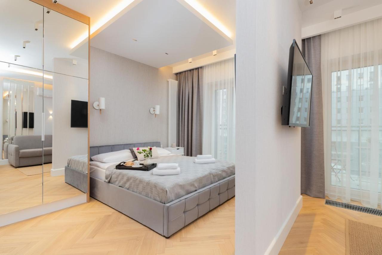 ורשה Mennica Residence - City Center Apartments By Noclegi Renters מראה חיצוני תמונה